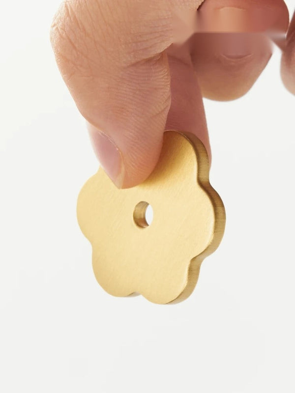 Alconbury Petal Cabinet Knob