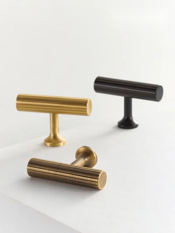 Handles & Pulls